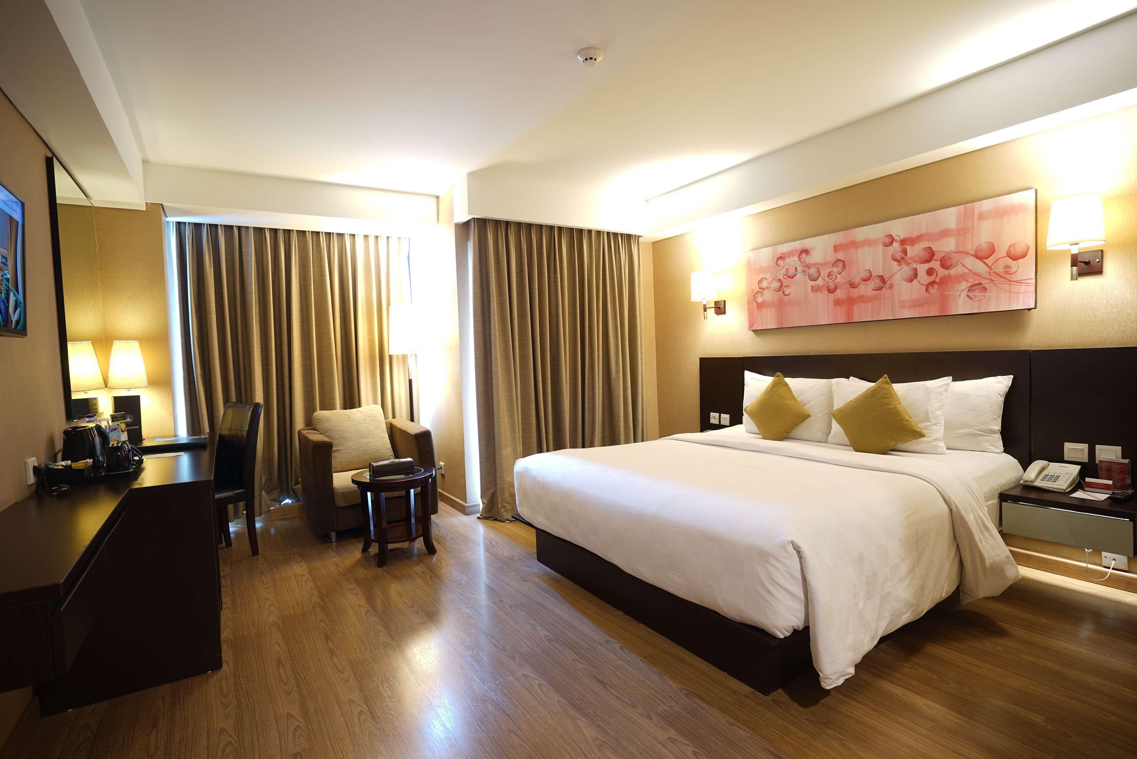 Best Western Premier The Hive Джакарта Экстерьер фото