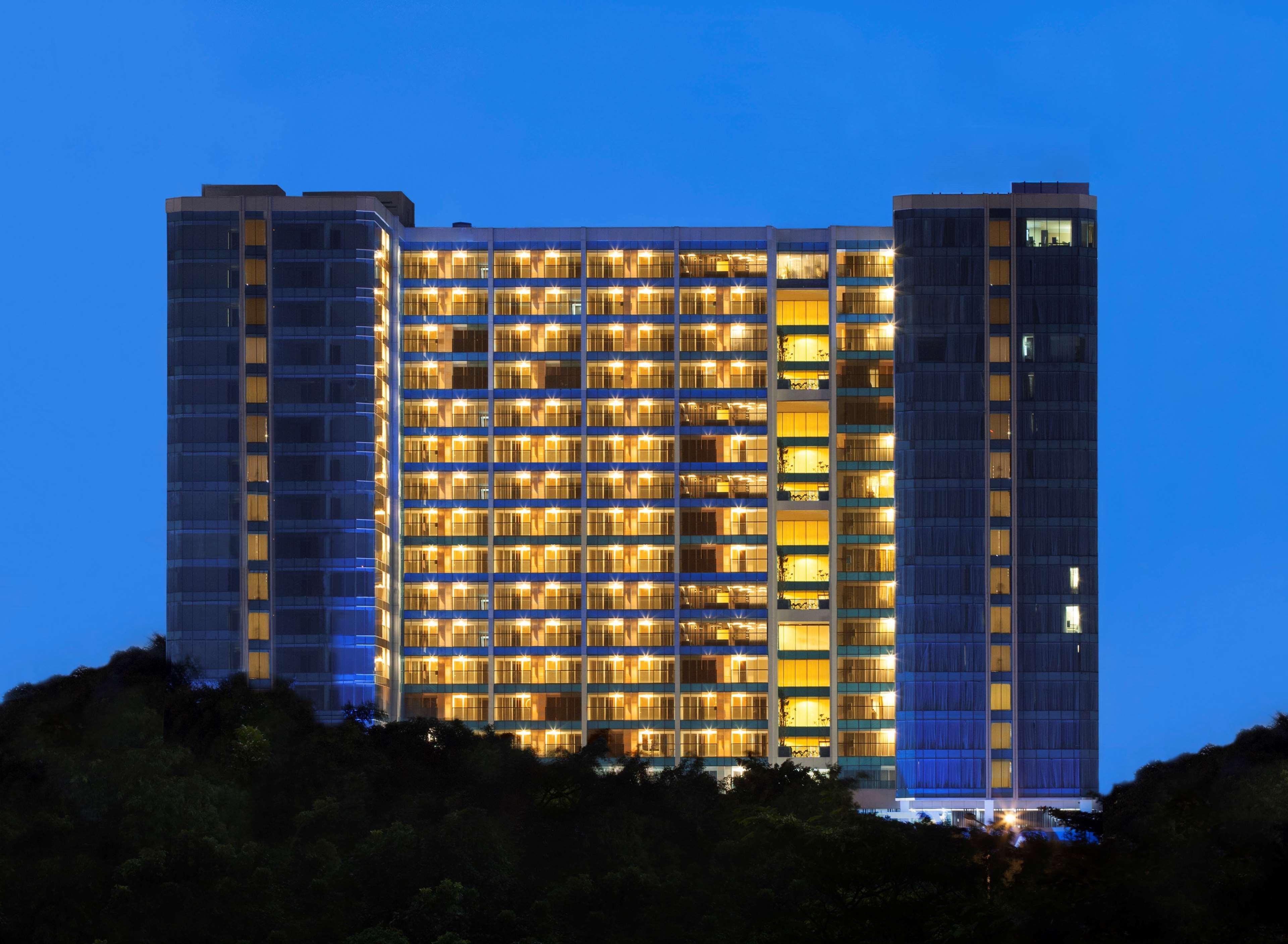 Best Western Premier The Hive Джакарта Экстерьер фото