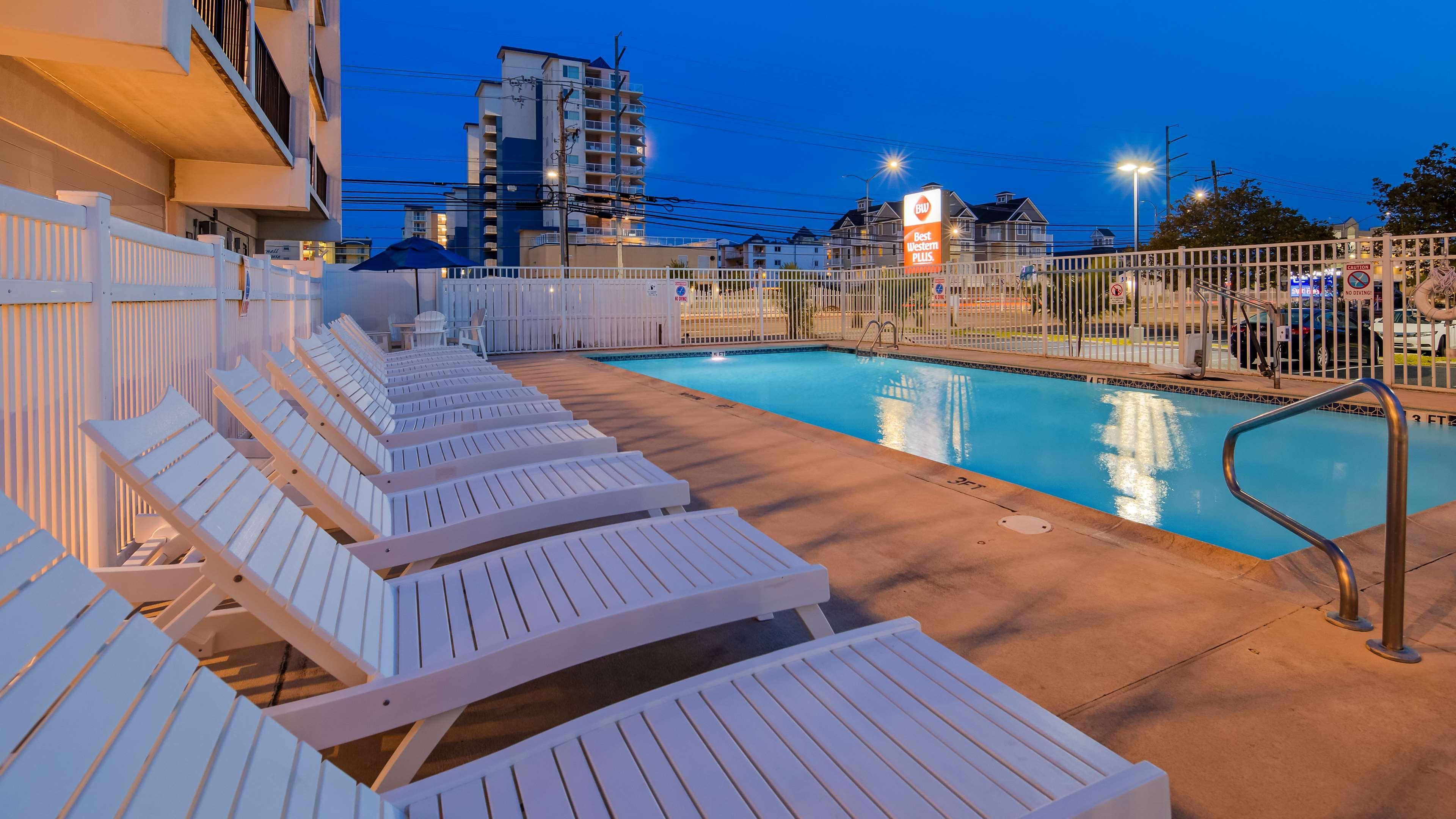 Best Western Premier The Hive Джакарта Экстерьер фото