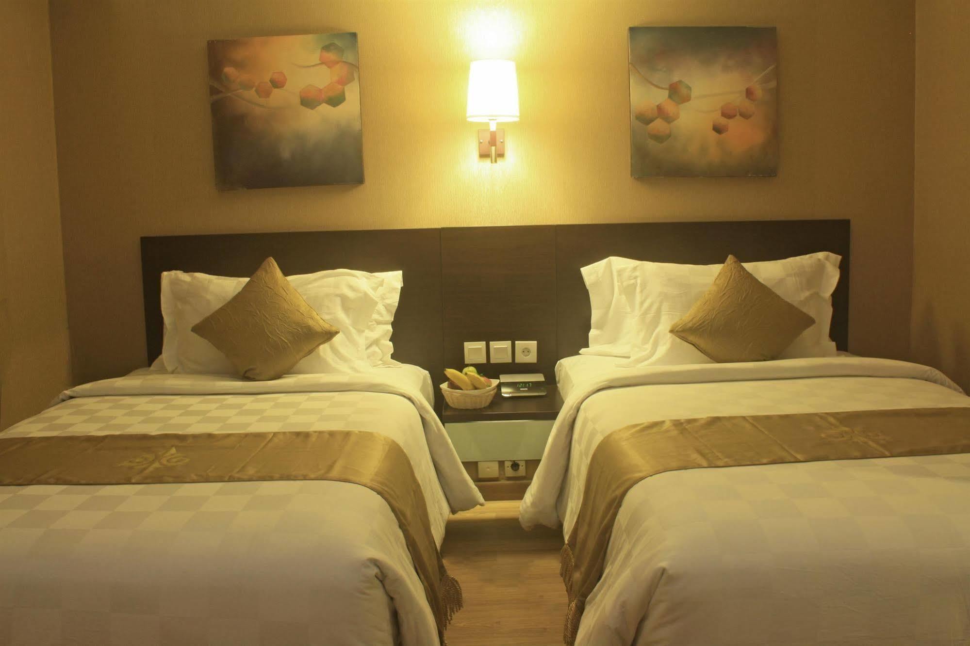 Best Western Premier The Hive Джакарта Экстерьер фото