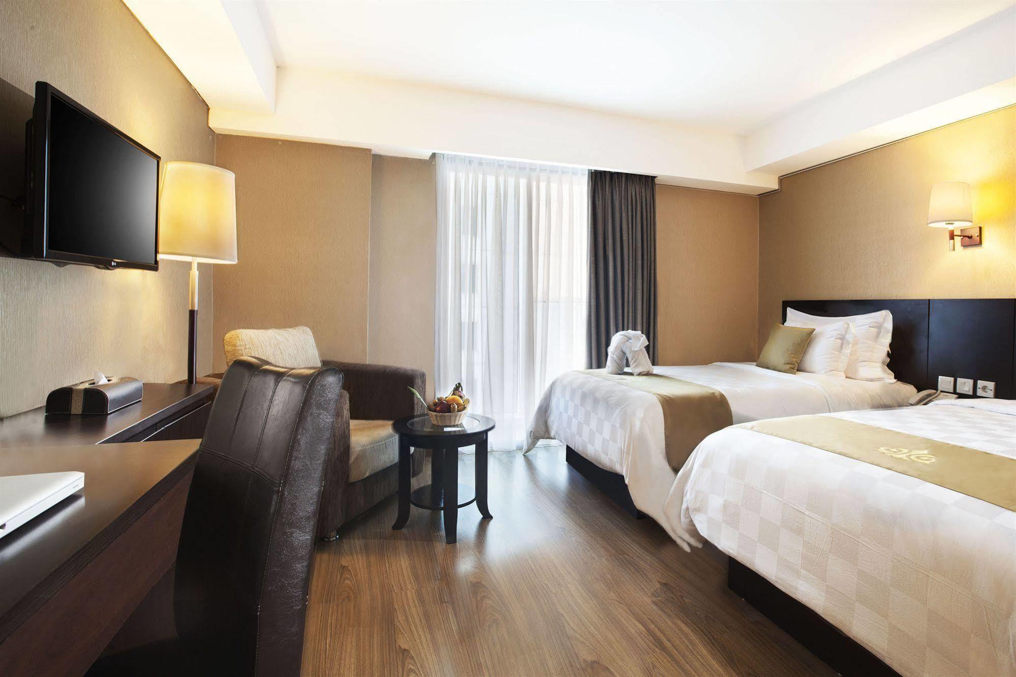 Best Western Premier The Hive Джакарта Экстерьер фото